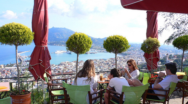 Wandelen op Zakynthos - uitzicht over Zakynthos stad