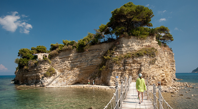 Cameo Island