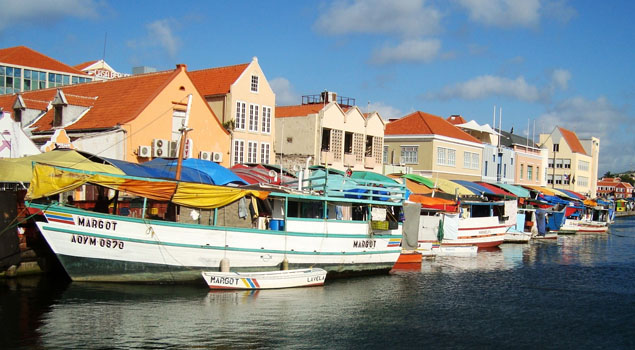 drijvende-markt-curacao