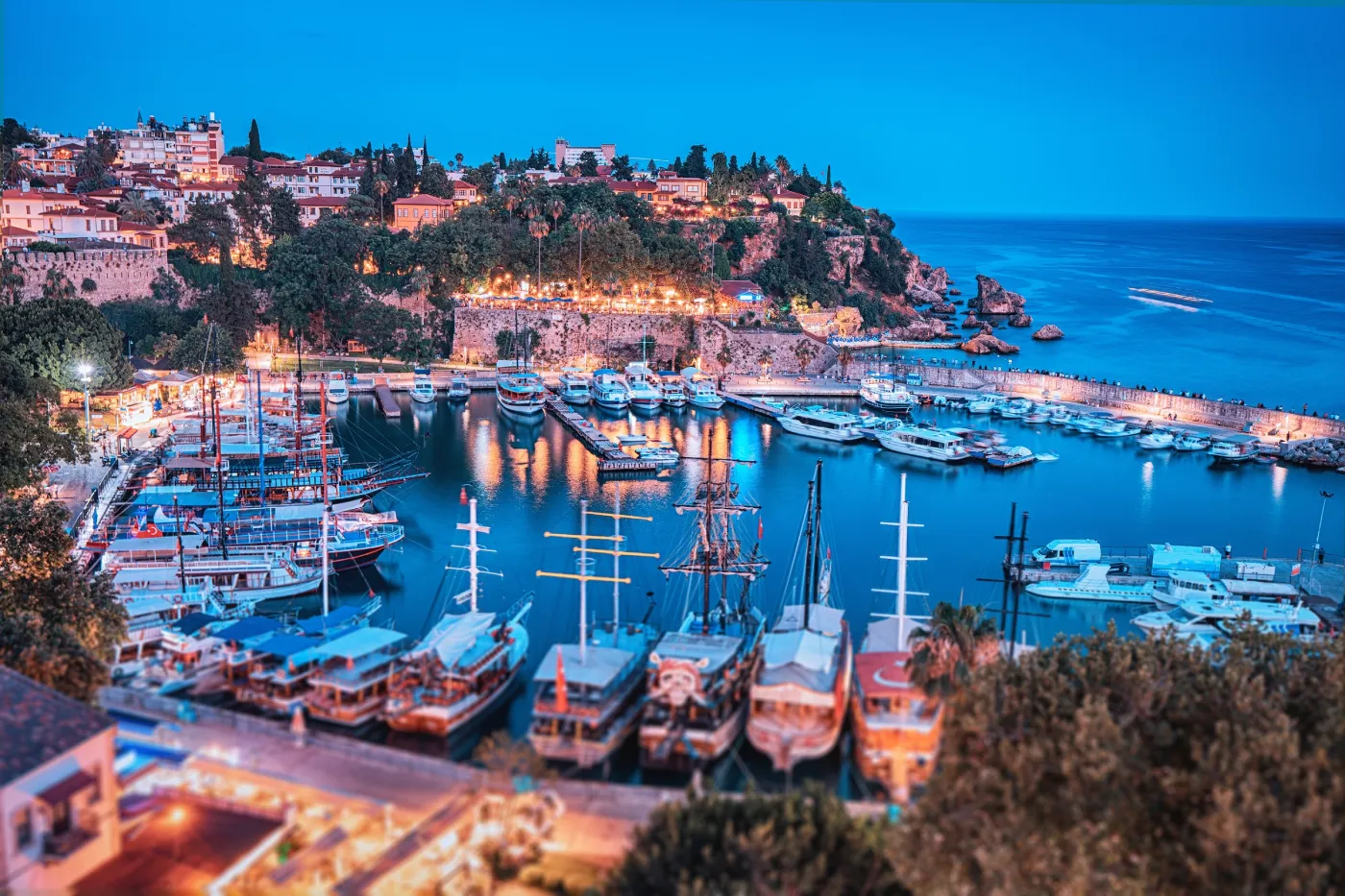De leuke haven van Antalya